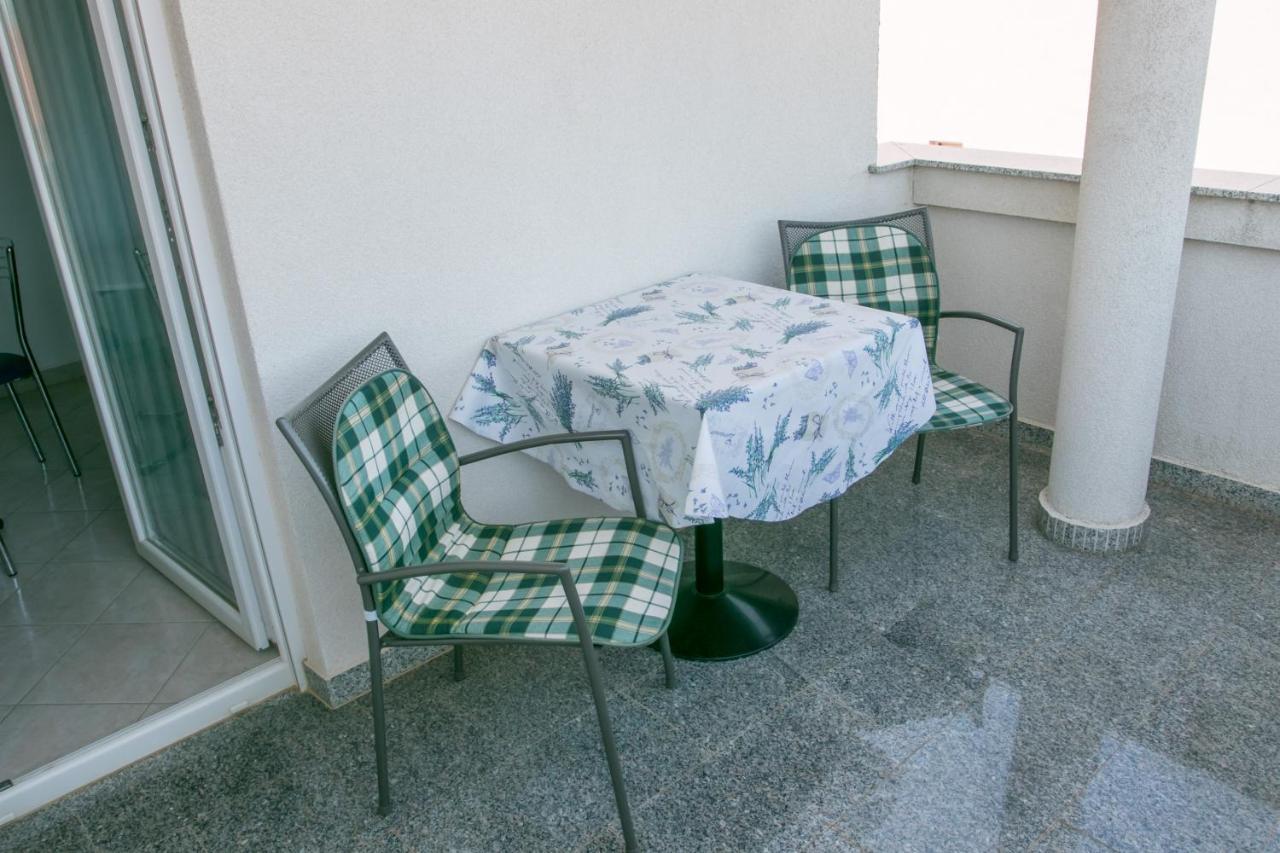 Lavanda Apartment Fazana Exterior photo